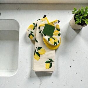 Kate Spade Lemon Print Kitchen Towel and Oven Mitt Set - NWT